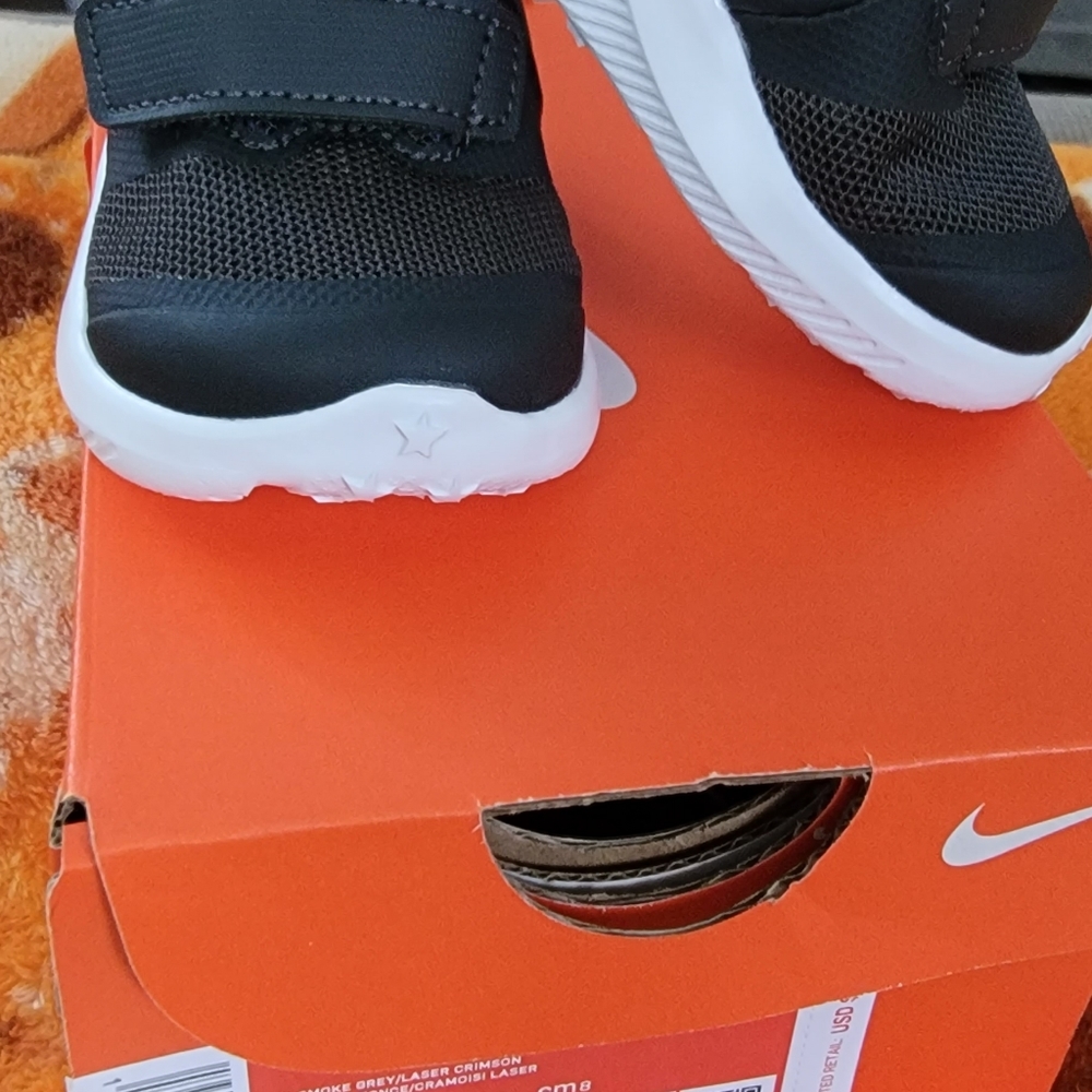 Infant nike sneakers